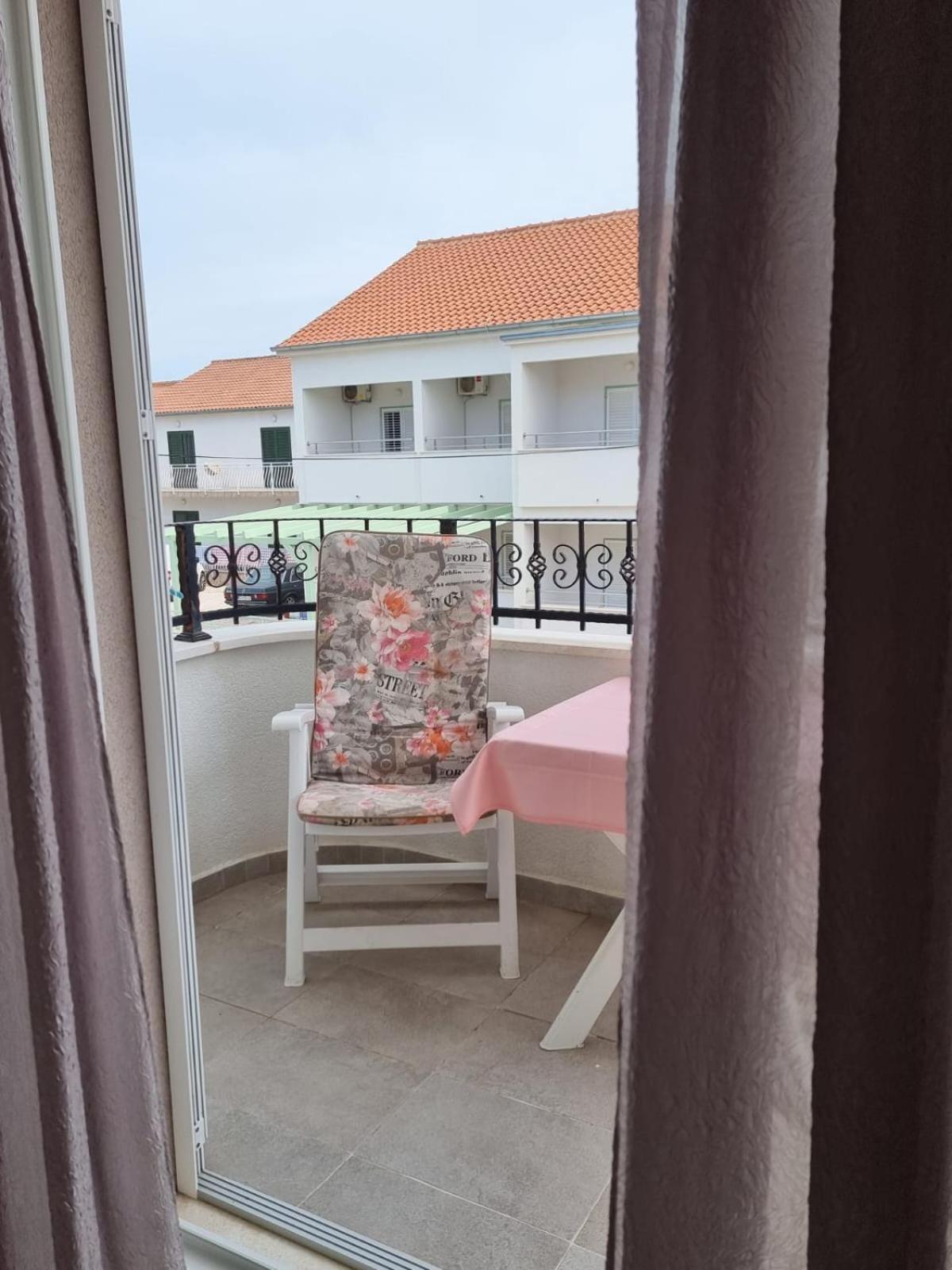 Vila Bonbon 2 Biograd na Moru Kültér fotó