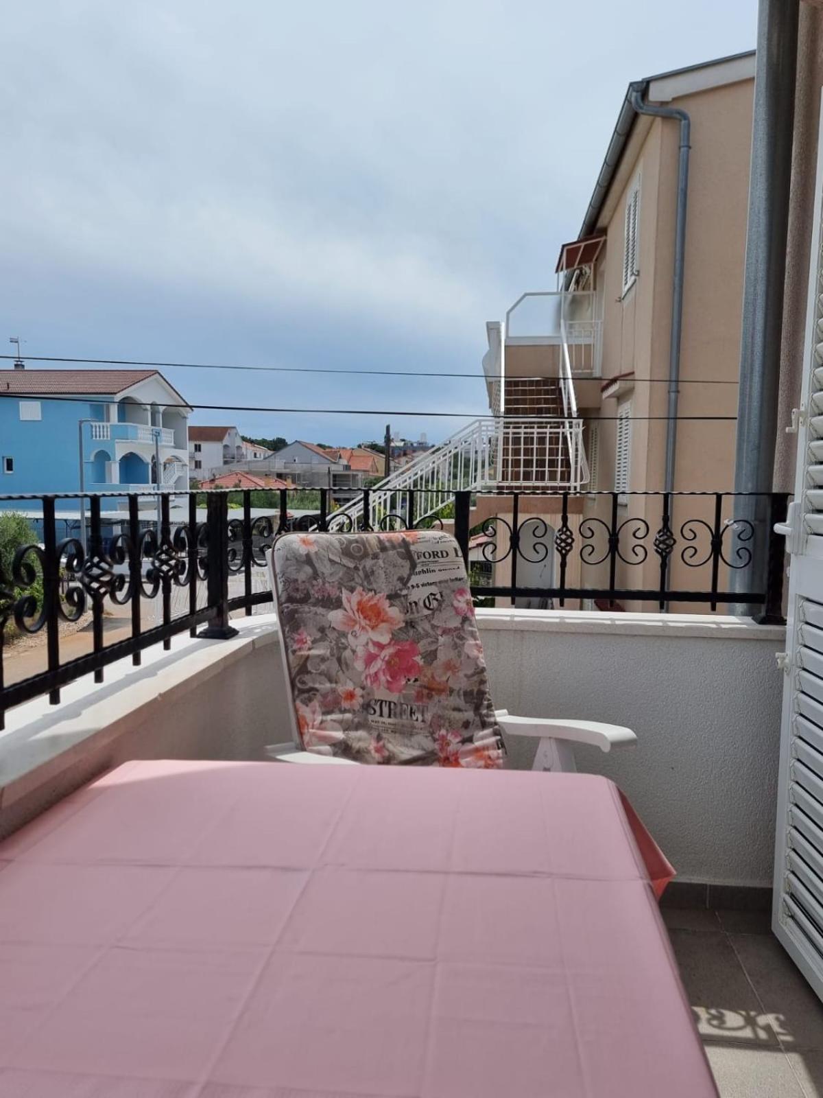 Vila Bonbon 2 Biograd na Moru Kültér fotó